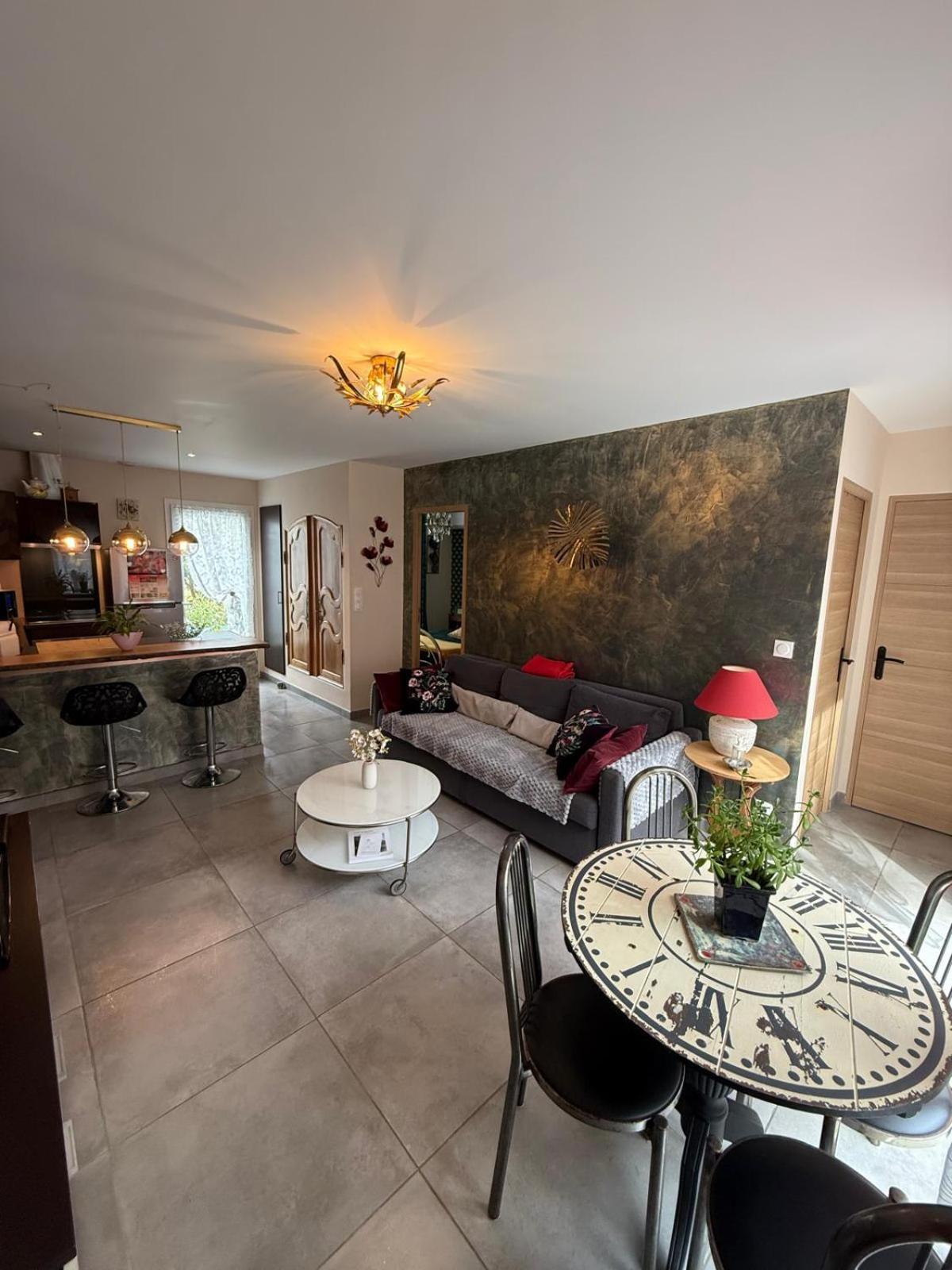 T2 Aile De Villa Et Spa-Jacuzzi Prive Et Illimite Et Plateau D'Acceuil Offert! Camps-la-Source Exterior foto